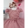 Vestido Infantil Rose Peito Nervura C/ Cinto de Pérolas Luxo